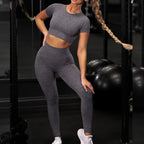 Conjunto Fitness Seamless Legging e Top Manga Curta ShockFIT.